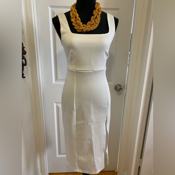 🆕 Square Neck Midi Dress - Picture 2 of 8